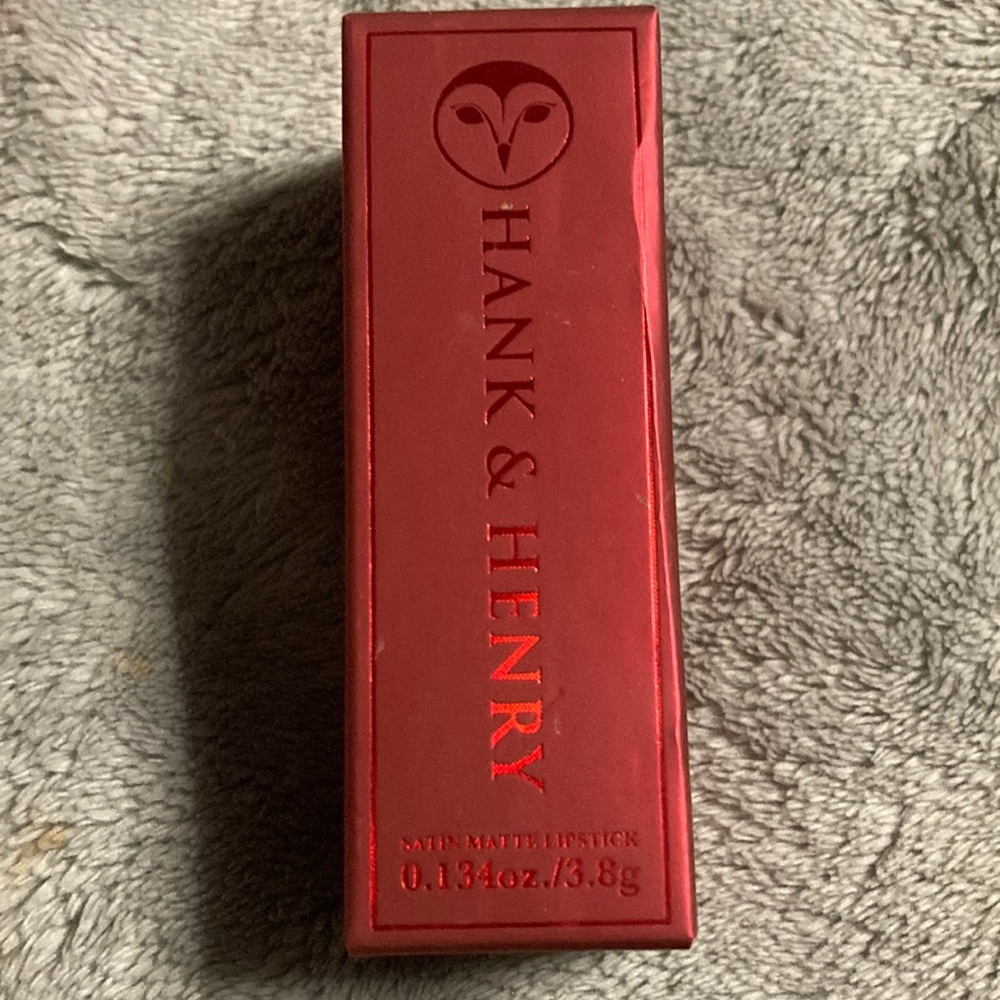 Hank&Henry satin matte lipstick 💄